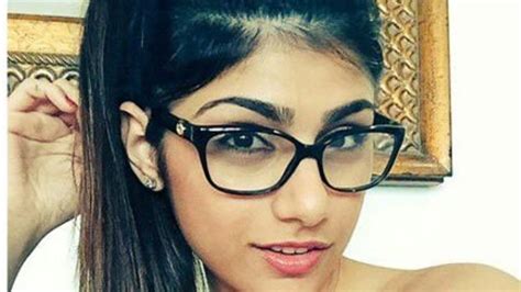 mia khalifa pirn|Mia Khalifa Videos Porno 